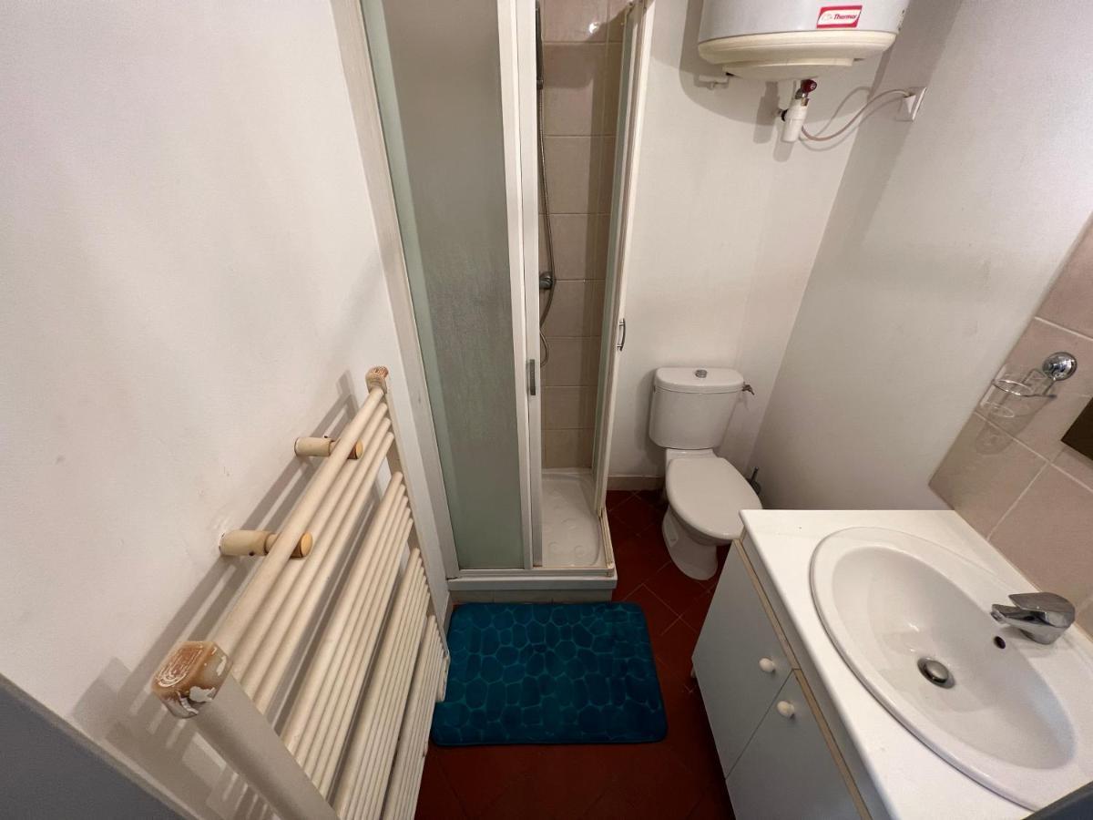 Apartament La Cachette De L'Horloge - Ac Clim - Wifi - 100M Palais Des Papes Awinion Zewnętrze zdjęcie