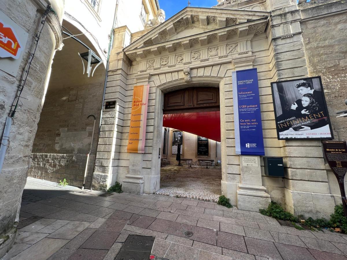 Apartament La Cachette De L'Horloge - Ac Clim - Wifi - 100M Palais Des Papes Awinion Zewnętrze zdjęcie